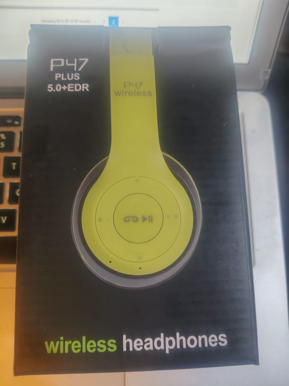 P47 WIRELESS HEADPHONES