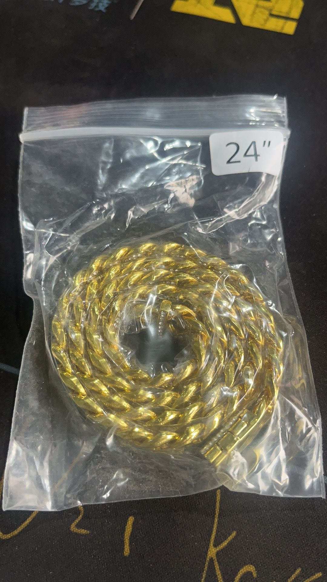 Cuban necklace 24 inches